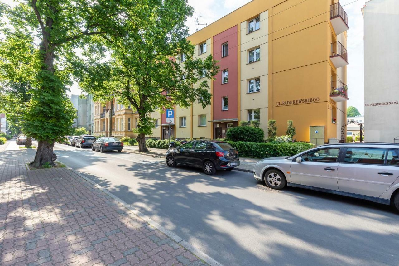 Apartamenty Park Zdrojowy By Renters ชวีโนวิชแจ ภายนอก รูปภาพ